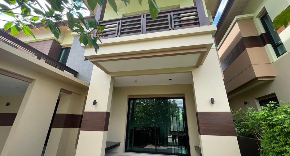 À vendre 4 chambres maison à San Sai, Chiang Mai