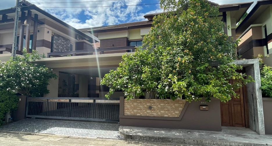 À vendre 4 chambres maison à San Sai, Chiang Mai
