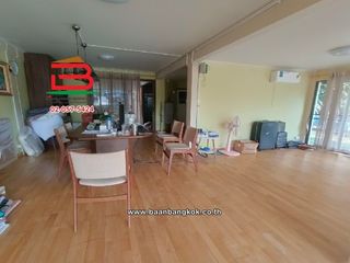 For sale 3 bed townhouse in Lam Luk Ka, Pathum Thani