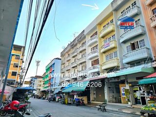 For sale 4 bed retail Space in Mueang Samut Prakan, Samut Prakan