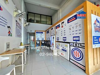 For sale 4 bed retail Space in Mueang Samut Prakan, Samut Prakan