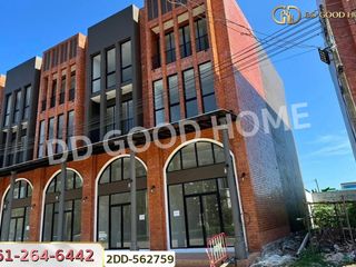 For sale 5 bed retail Space in Mueang Nakhon Si Thammarat, Nakhon Si Thammarat