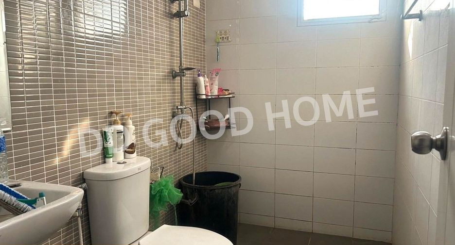 For sale 3 Beds townhouse in Sai Noi, Nonthaburi