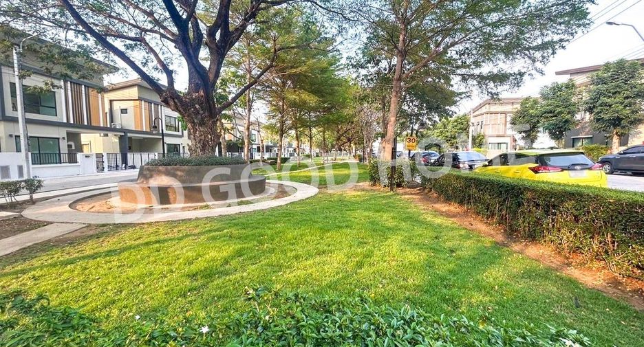 For sale 3 Beds townhouse in Sai Noi, Nonthaburi