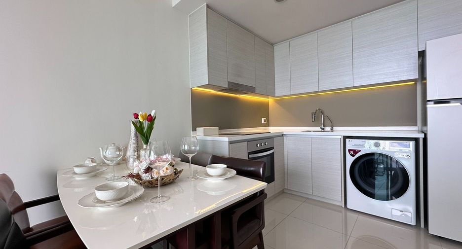 For sale 2 bedrooms condo in North Pattaya, Pattaya