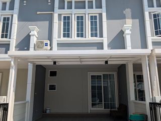 For Rent 2 Bedroom Townhouse In Mueang Chiang Mai