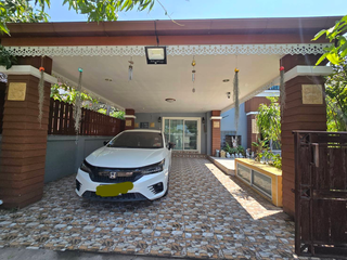 For rent 4 bed house in Lam Luk Ka, Pathum Thani