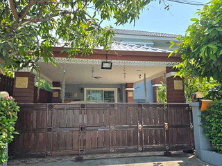 For rent 4 bed house in Lam Luk Ka, Pathum Thani