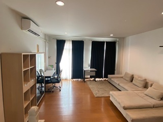 For rent そして for sale 3 Beds townhouse in Lat Phrao, Bangkok