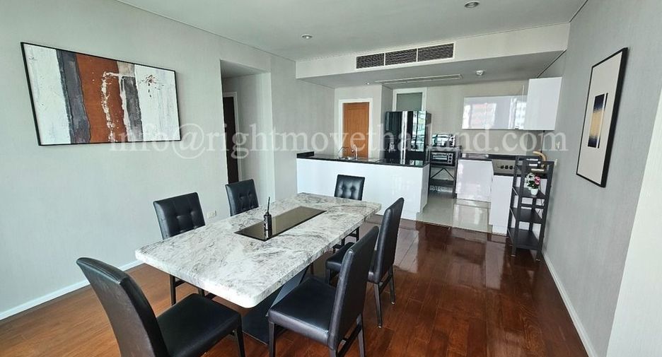 For rent 3 bed condo in Watthana, Bangkok