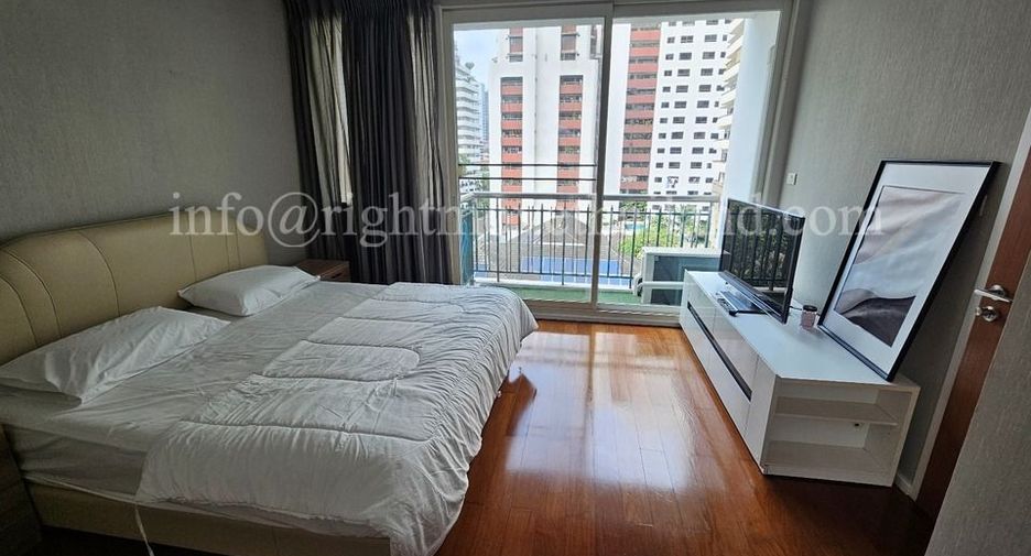 For rent 3 bed condo in Watthana, Bangkok