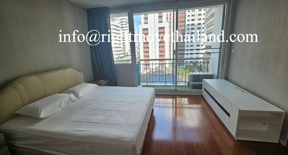 For rent 3 bed condo in Watthana, Bangkok