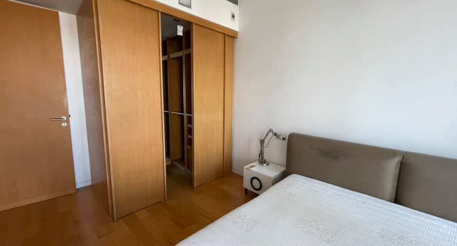 For rent 2 bedrooms condo in Sathon, Bangkok