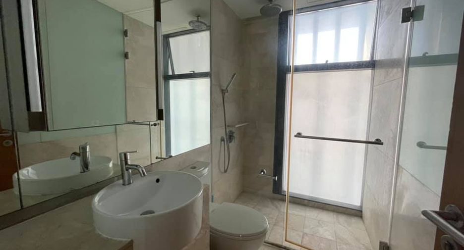 For rent 2 bedrooms condo in Sathon, Bangkok