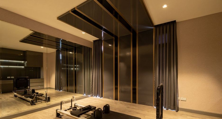 Haus zur Miete und zum Kauf mit 12 Zimmer in Saphan Sung, Bangkok