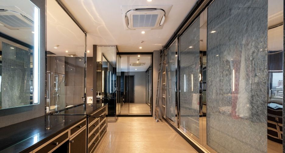 Haus zur Miete und zum Kauf mit 12 Zimmer in Saphan Sung, Bangkok