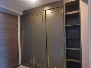 For rent and for sale 2 bedrooms condo in Huai Khwang, Bangkok