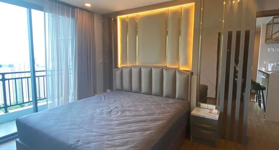 For rent and for sale 2 bedrooms condo in Huai Khwang, Bangkok
