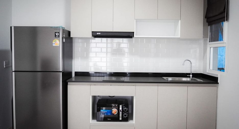 Haus zur Miete mit 3 Zimmer in Bang Phli, Samut Prakan