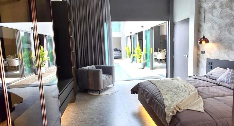 For sale 4 bed villa in Bang Lamung, Chonburi