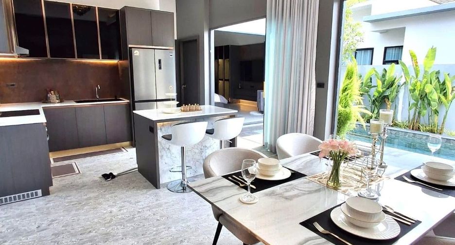 For sale 4 bed villa in Bang Lamung, Chonburi
