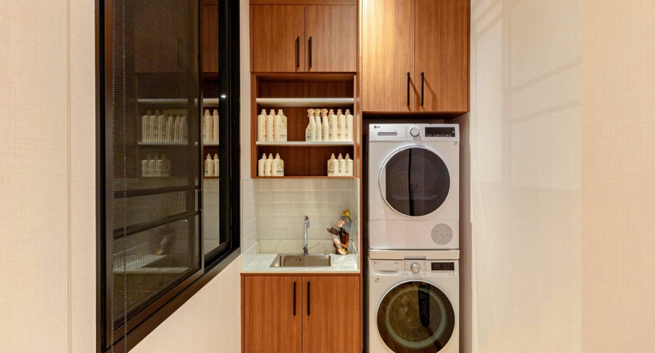 For sale 5 ベッドルーム villa in Mueang Chiang Mai, Chiang Mai