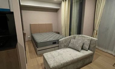For sale 1 bed condo in Huai Khwang, Bangkok