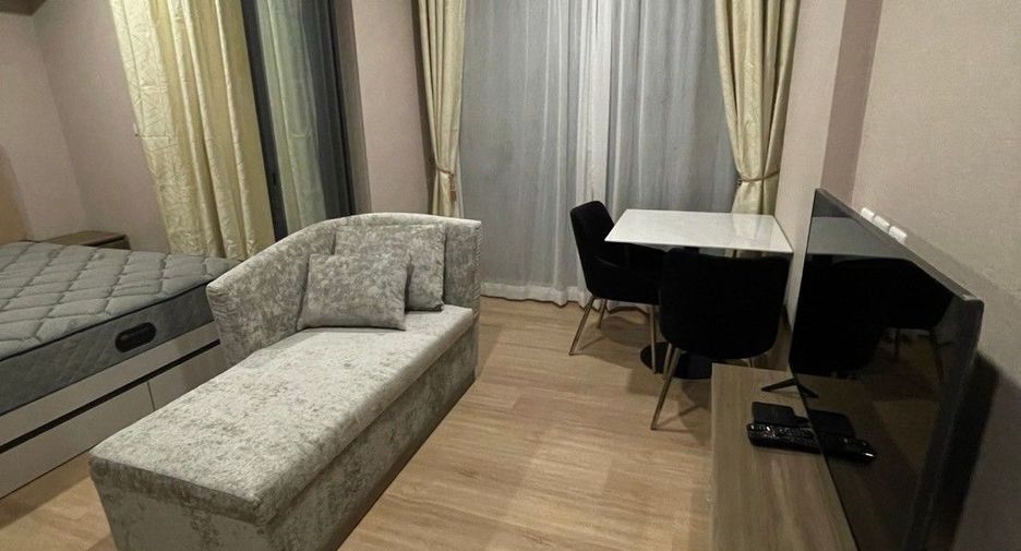 For sale 1 bed condo in Huai Khwang, Bangkok