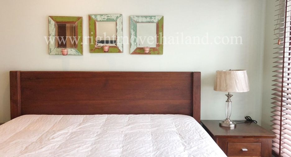 For sale 2 bedrooms condo in Watthana, Bangkok