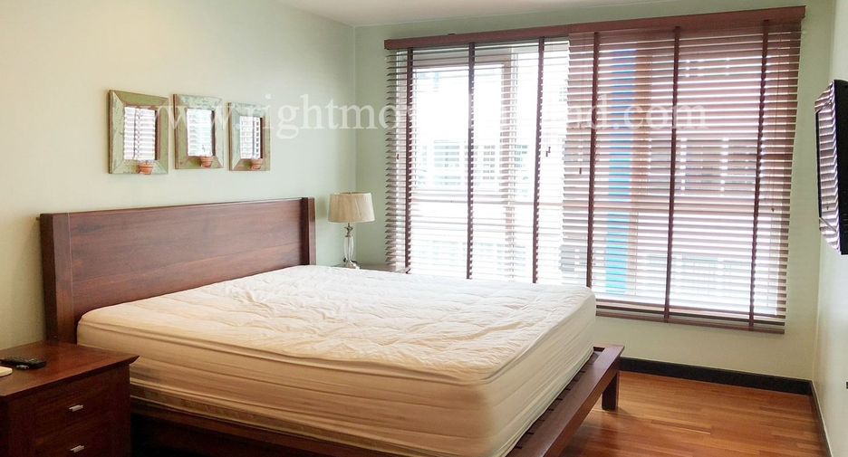 For sale 2 bedrooms condo in Watthana, Bangkok