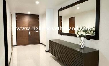 For sale 3 bedrooms condo in Watthana, Bangkok