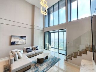 For rent 4 bedrooms condo in Sathon, Bangkok
