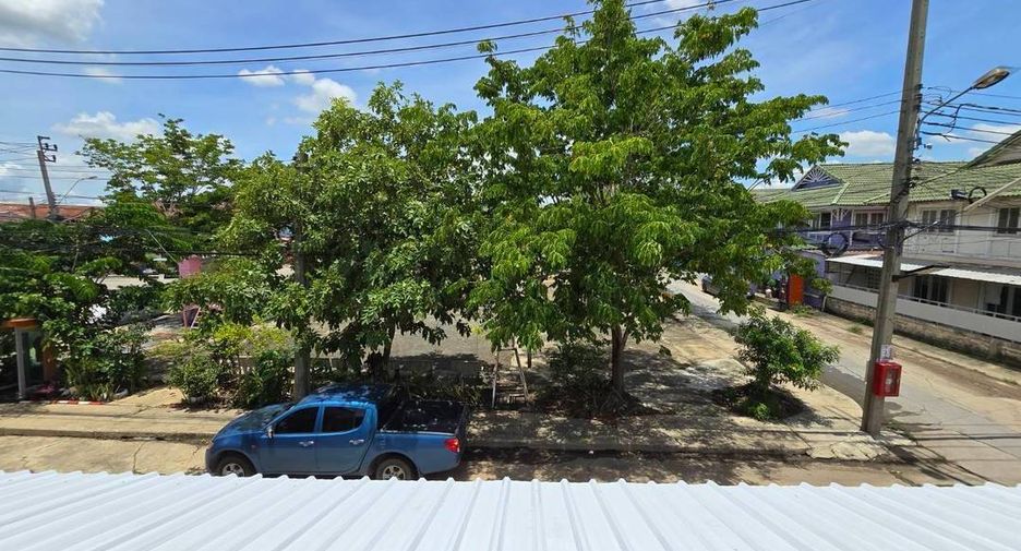 For sale 5 Beds townhouse in Sai Noi, Nonthaburi