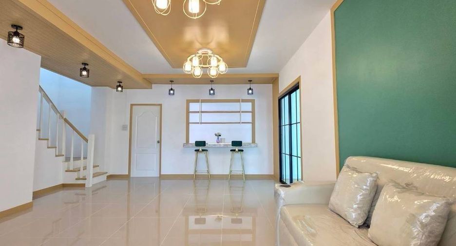 For sale 5 Beds townhouse in Sai Noi, Nonthaburi