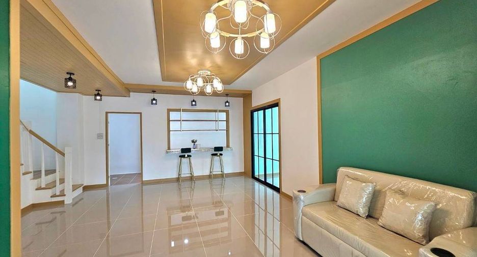 For sale 5 Beds townhouse in Sai Noi, Nonthaburi
