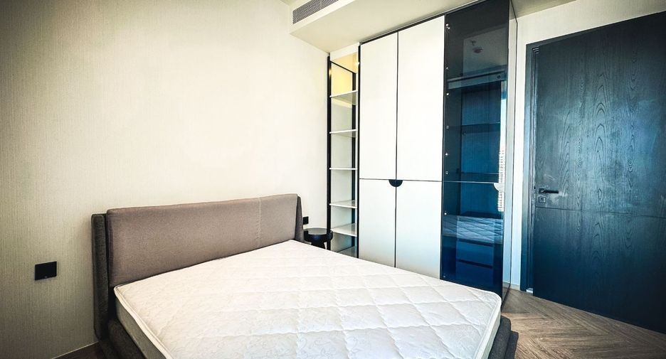 For rent and for sale 2 bedrooms condo in Khlong San, Bangkok