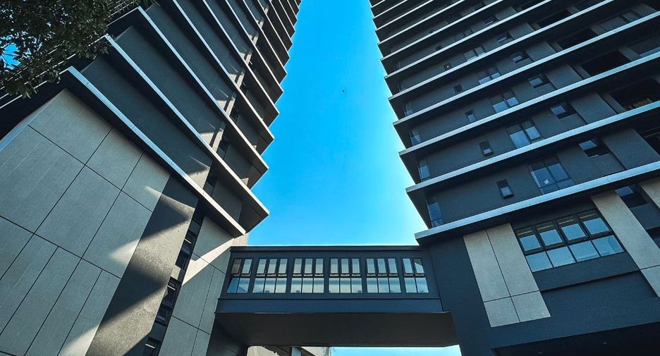 For rent and for sale 2 bedrooms condo in Khlong San, Bangkok