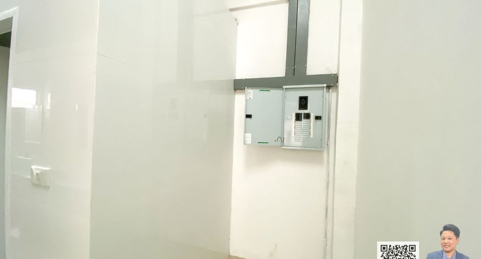 For rent 3 ベッドルーム warehouse in Khlong Luang, Pathum Thani