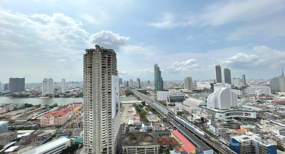À vendre 2 chambres condo à Sathon, Bangkok