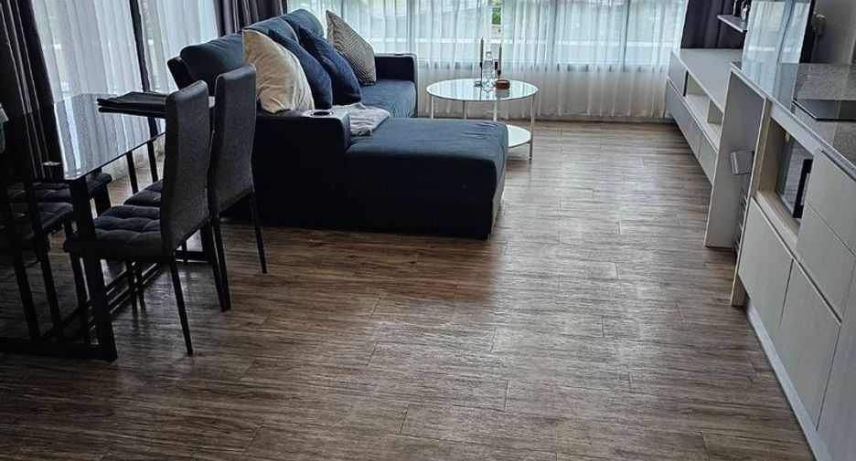 For rent 2 bedrooms condo in Si Racha, Chonburi