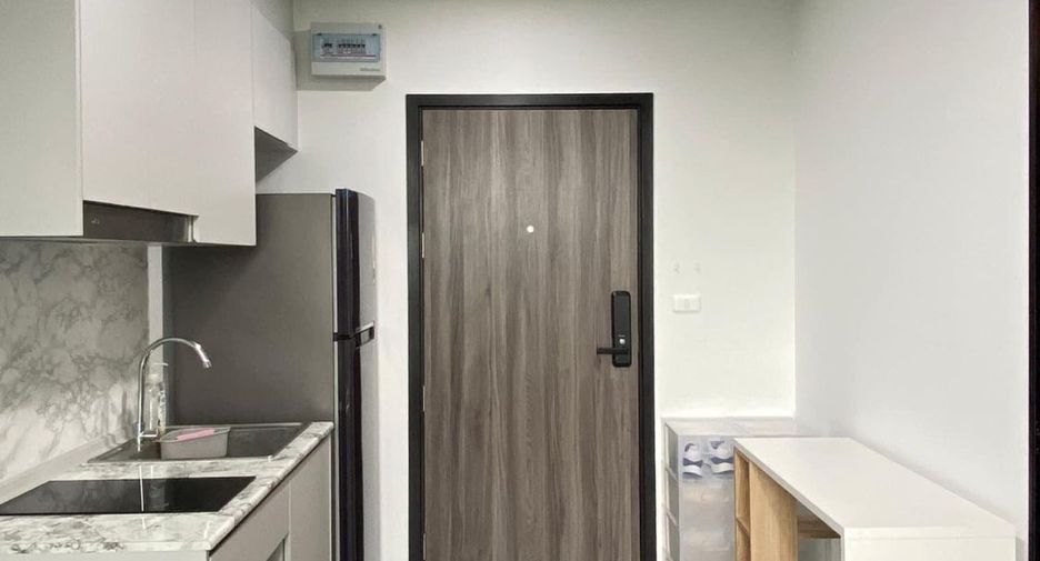 For sale 1 bed condo in Chom Thong, Bangkok