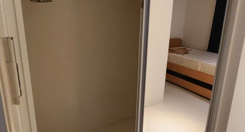 For rent 2 bedrooms condo in Phaya Thai, Bangkok