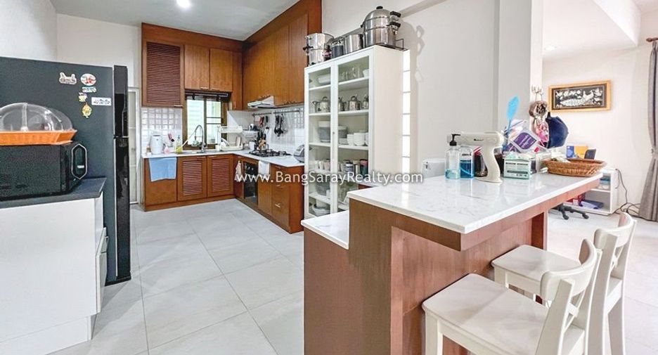 For sale 3 bedrooms house in Sattahip, Chonburi