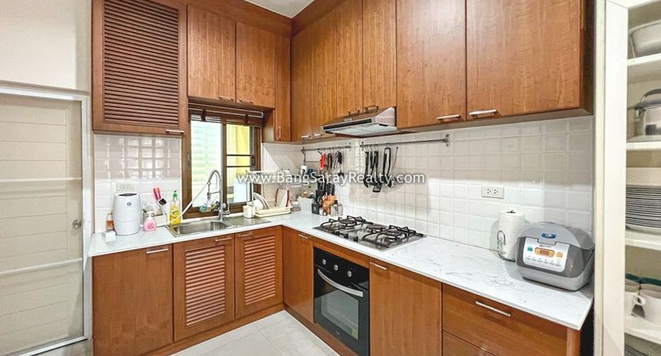 For sale 3 bedrooms house in Sattahip, Chonburi