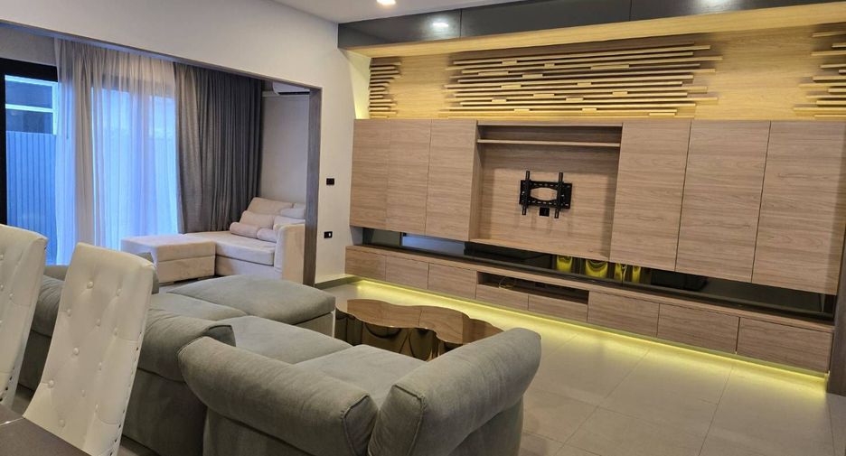 For rent and for sale 3 bedrooms townhouse in Bang Phli, Samut Prakan
