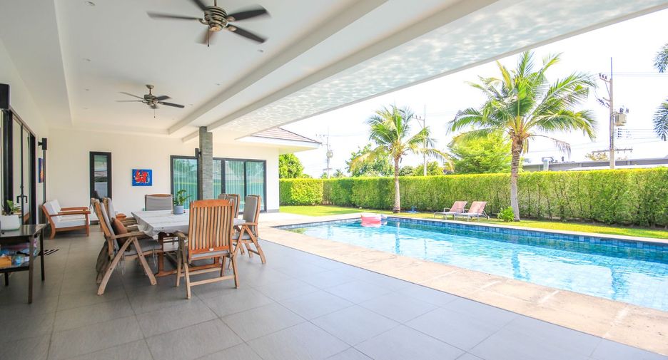 Villa en venta de 3 habitaciones en Cha Am, Phetchaburi