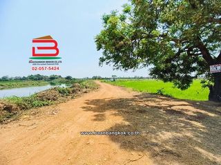 For sale land in Doem Bang Nang Buat, Suphan Buri