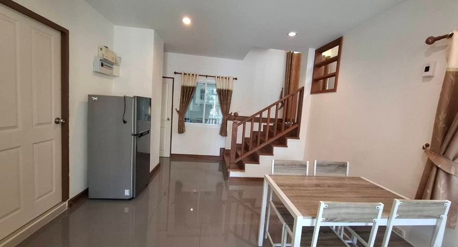 For rent 4 bedrooms house in San Sai, Chiang Mai