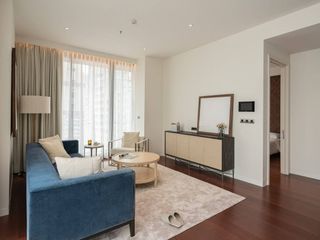 For rent 3 bed apartment in Watthana, Bangkok