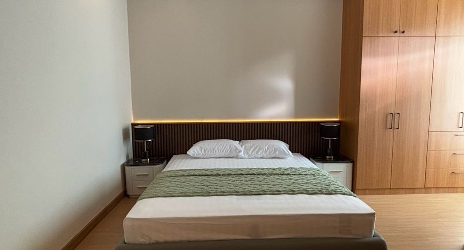 For sale 3 bedrooms villa in Bang Lamung, Chonburi